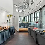 Dancing House - Tancici Dum Hotel